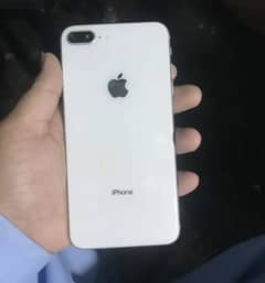 iPhone 8 Plus