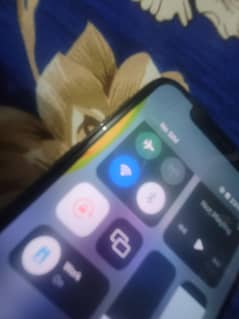 i phone x non pta 64gb bettry 100% mobile main ek line hay or side pe