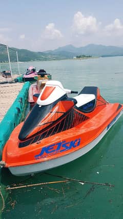 Speed Boat   jat Sky