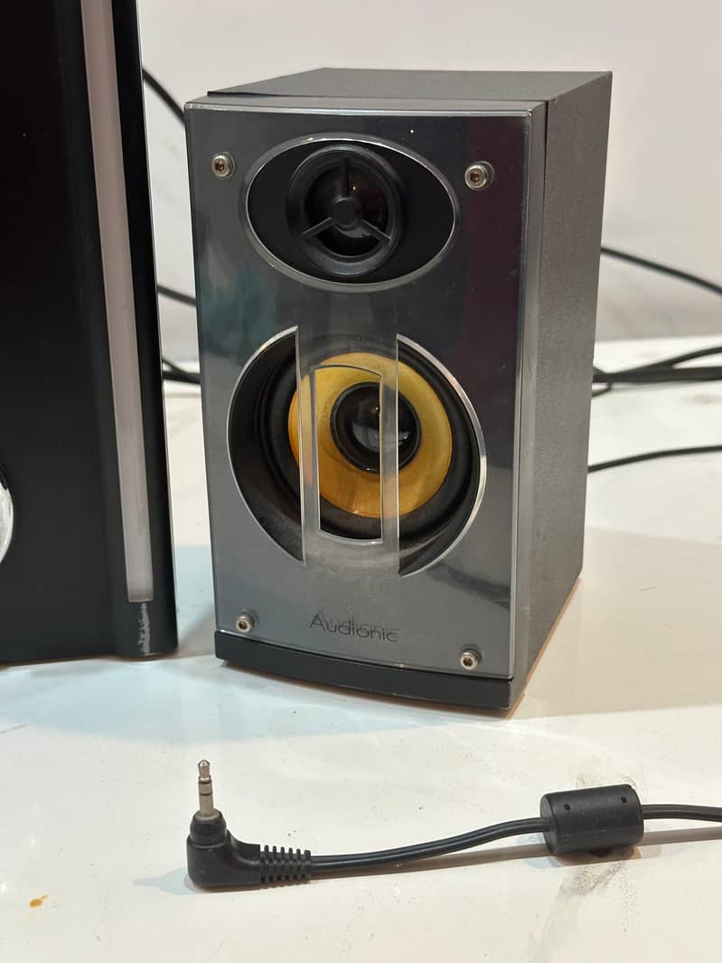 Audionic Sound Master - Slightly Used, Just Like New 4
