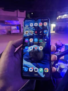 Infinix Hot 8