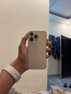 I phone 13 pro jv 128 GB water pac Lush new Condition