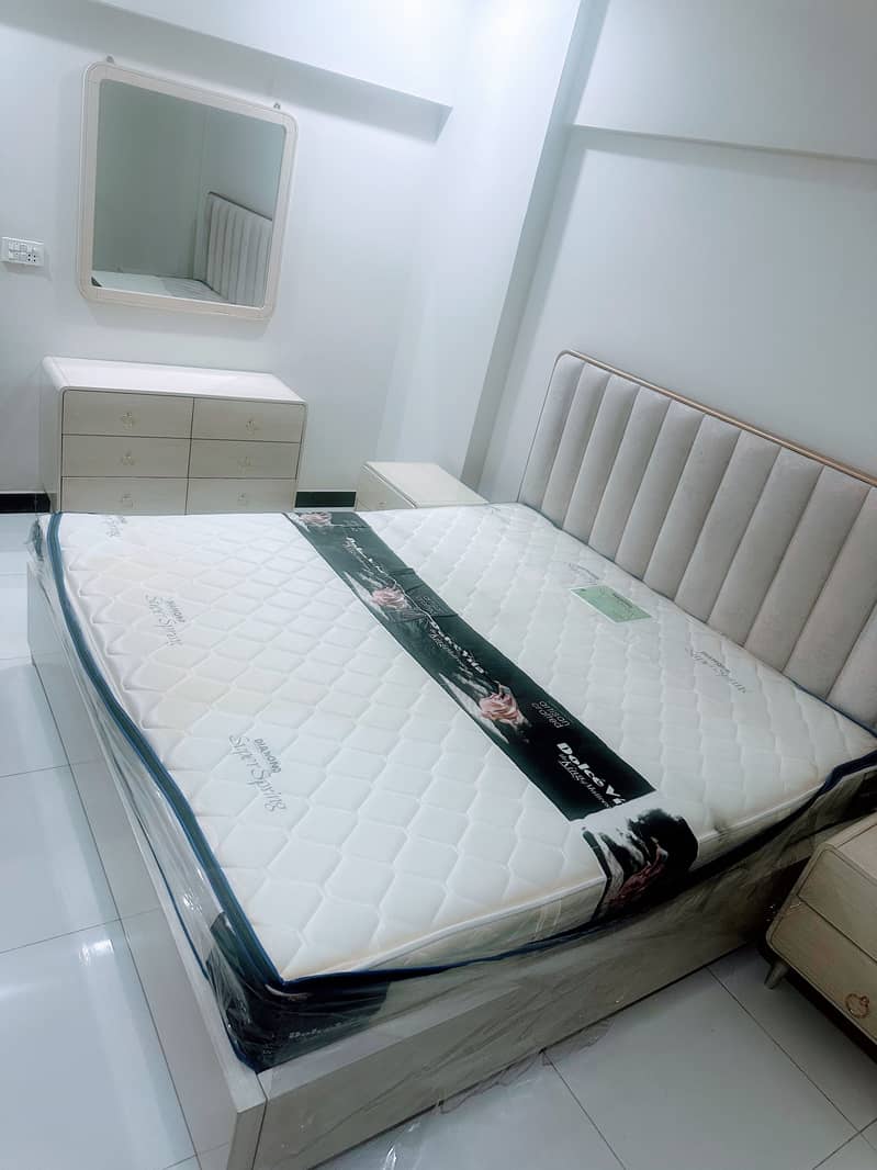 King Size Bed | Side Tables | Dressing Table | Mirror 3