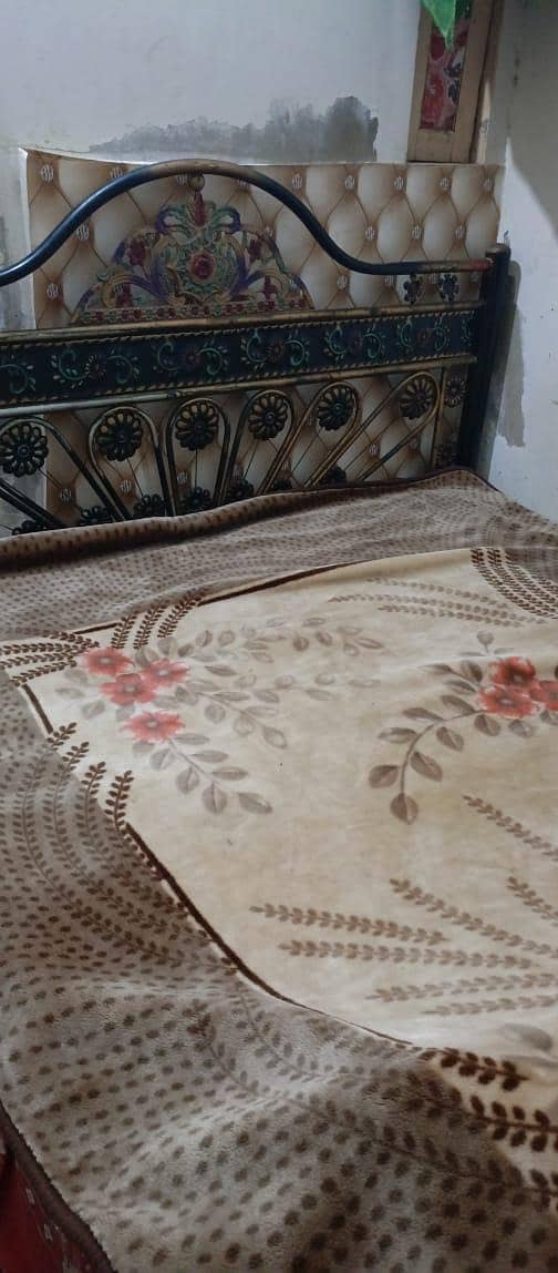 iron bed 1