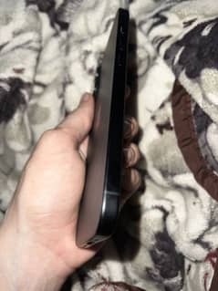 With box, Jv, 128 gb , 10/10 condition scratch less 100 battery health