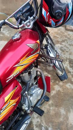 Honda 125 10/10
