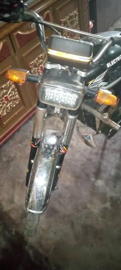 ROAD KING ELECTRIC  BIKE  WITHOUT BATTERY