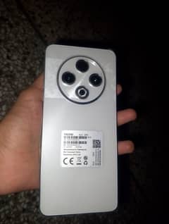 8+8Ram 128 Rom with the hand free with the cover Free 10/10 condition
