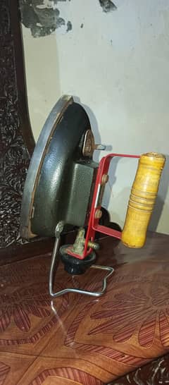 Heavy Duty Gas Iron for Sale – Bijli ke Baghair Powerful Istari