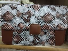 shoulder bag.