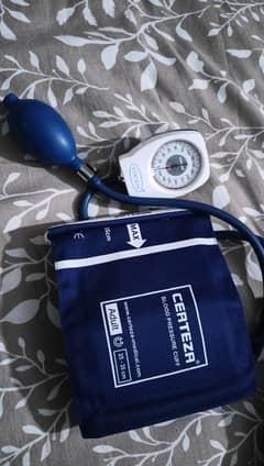 Blood pressure monitor