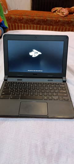 Dell Chromebook 16 gb with charger forsale