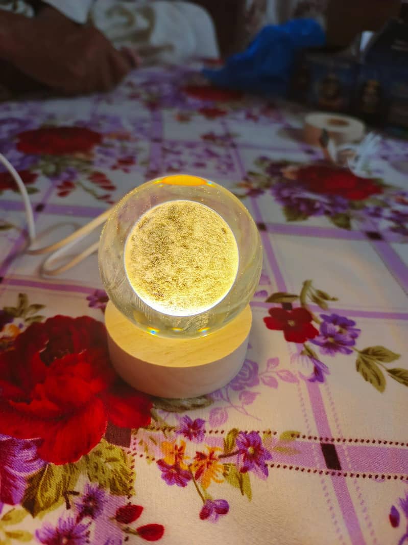 USB Crystal Ball Lamp 2