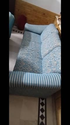 5 seater Sofa in Excellent Condition