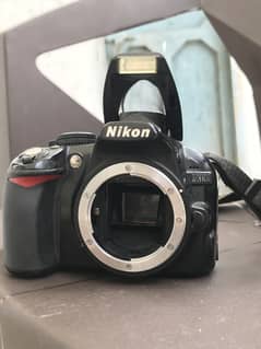 D3100