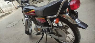 Honda 125 lush bik