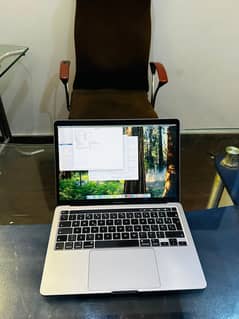 macbookpro2020 16 gb ram 512 ssd