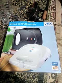 sandwich maker
