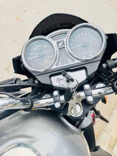 Honda cb 150f