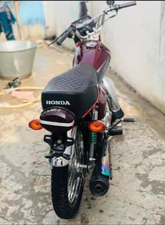 Honda 125 modl 2023 new condition