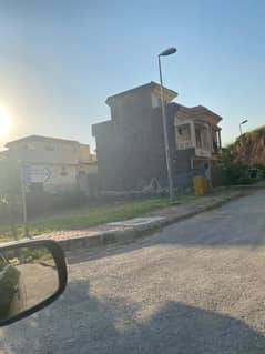 5 Marla Plot for Sale at Prime Location
