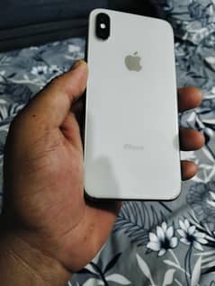 i Phone X ( 64 ) G. B