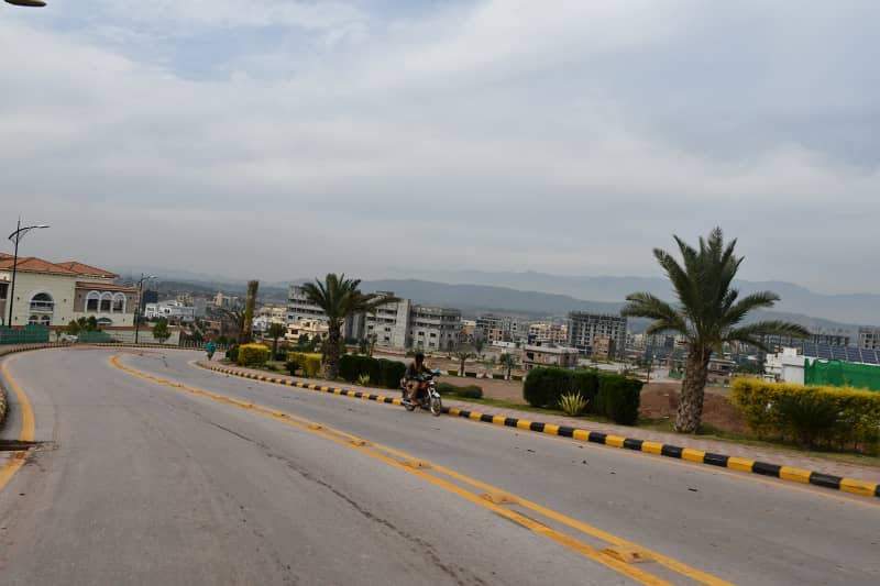 Sector C / 1 Kanal Back Open Plot For Sale Prime Location Beautiful 6