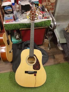 YAMAHA F600