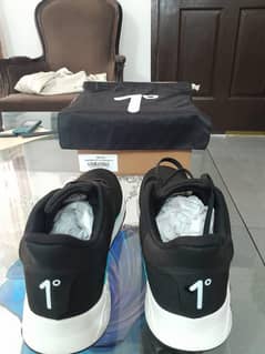 HUSH PUPPIES 44