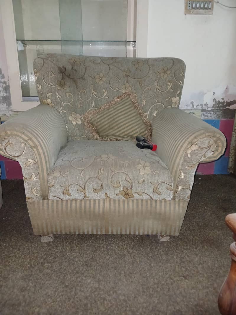 solid sofa set 1