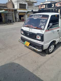 Suzuki Ravi 2015