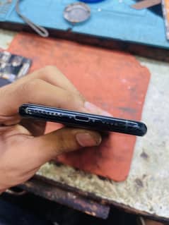 iphone 11 pro max pta
