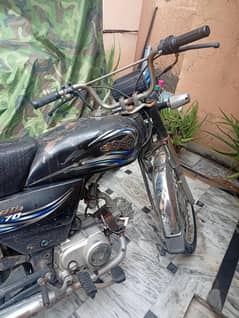 YAMAHA DHOOM YD 70