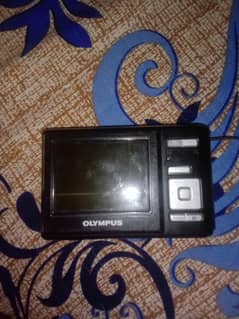 OLYMPUS  CAMERA  USED  BATTERY DEAD