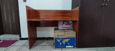 Computer/Office/Workstation Table