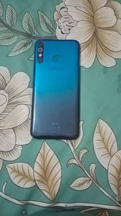 INFINIX HOT 8