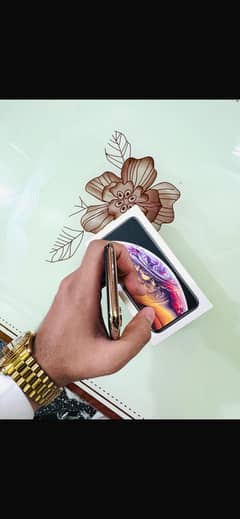 iPhone XS