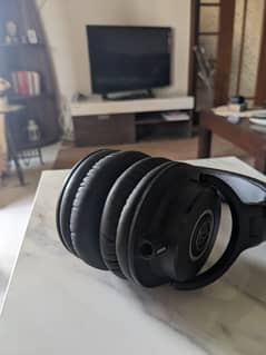 Audio-Technica ATH-M40x Closed Back Monitor Headphones