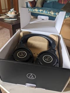 Audio-Technica ATH-M40x Closed Back Monitor Headphones