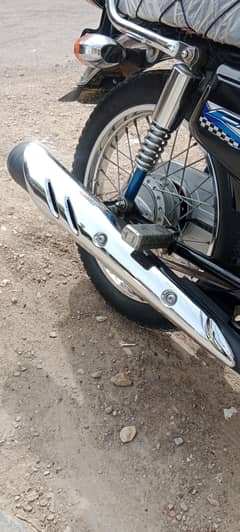 125