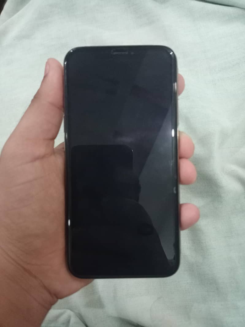 Iphone xs 10/9 condition 64 GB 3