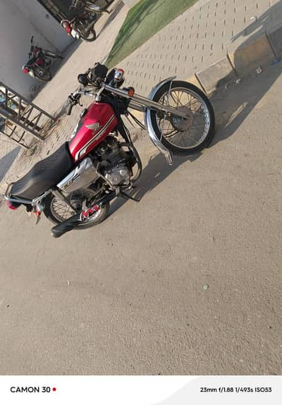 Honda 125 special edition self start