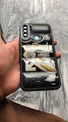 Huawei with box