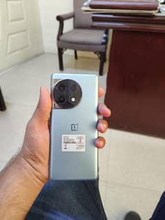 OnePlus 11R 16 / 256 with box