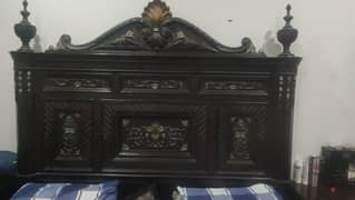 Chinnoti bed dressing table