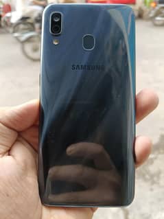 Samsung A30