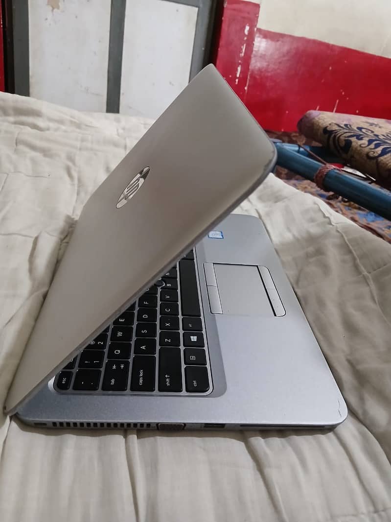 HP Processor: intel(R) Core(TM) i5-7300U CPU @ 2.60GHz 2