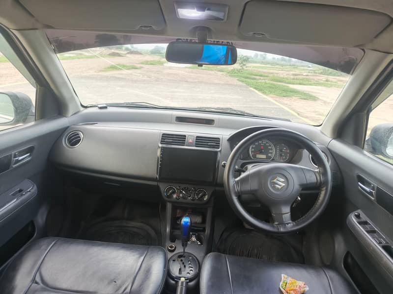 Automatic Swift, Berfani AC. smooth drive. Lahore number 0