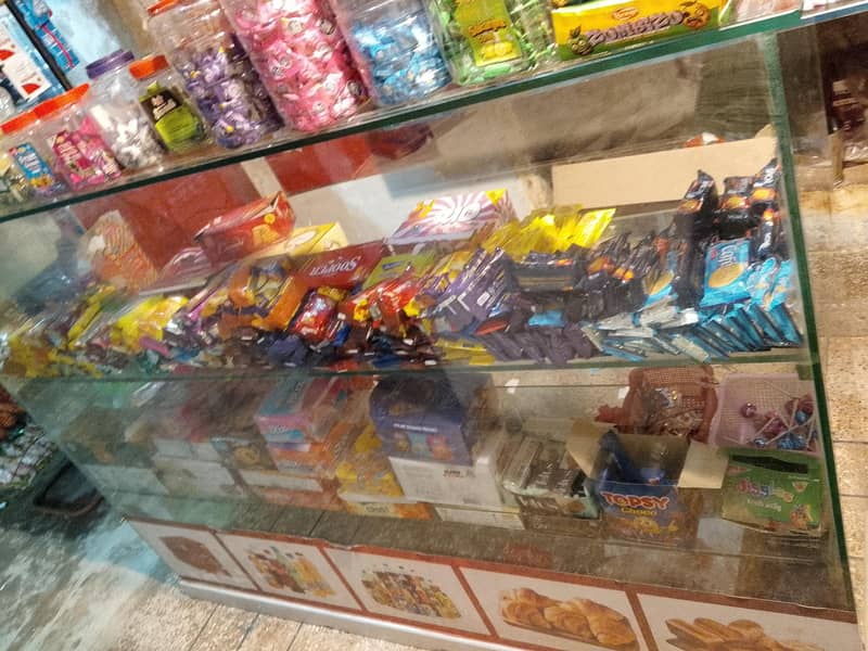 one counter 6ft second counter 5ft and 3rd counter 4 ft condition good 0