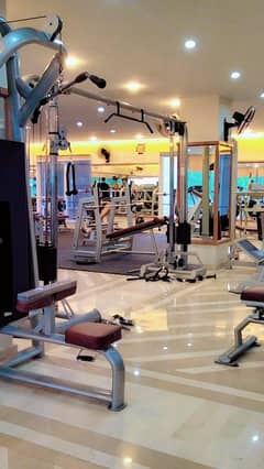 male trainer required